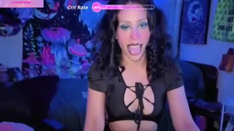 PeachyKeenTV online show from March 24, 3:45 am