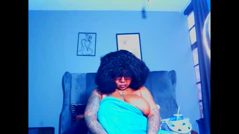 Pearl online show from October 11, 3:11 am