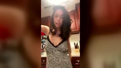 peaxhes710 online show from July 13, 7:34 am