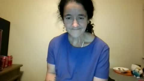 pebblezmeowkitty online show from April 11, 9:02 am