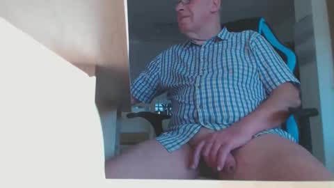 pedrodollo online show from February 3, 8:29 am