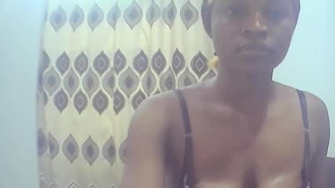 Lizzy online show from November 1, 2:38 pm