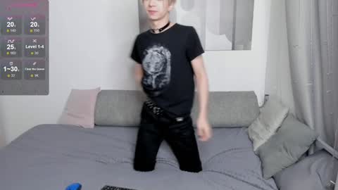 Leo online show from December 22, 5:55 am