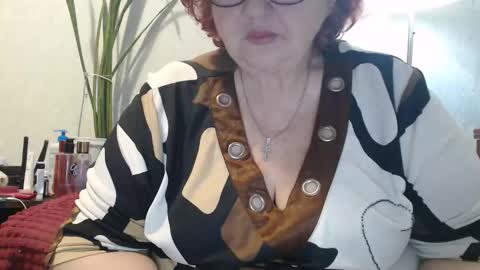 PeggySoft online show from April 4, 6:48 pm