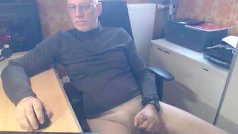 Pemue65 online show from April 22, 7:26 am