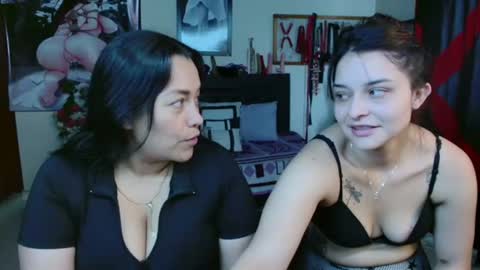 Penelope and my girlfriend Marilyn online show from July 11, 1:58 pm