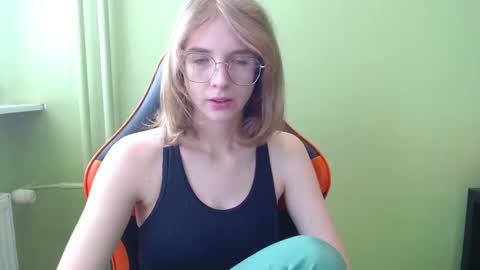 Penny online show from March 19, 7:25 am