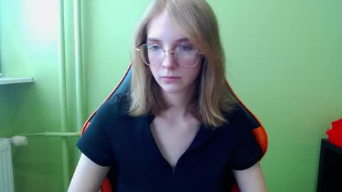 Penny online show from March 24, 7:25 am