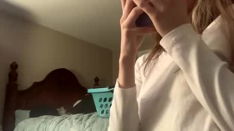 Penutbuttajelllytime online show from February 20, 1:25 am