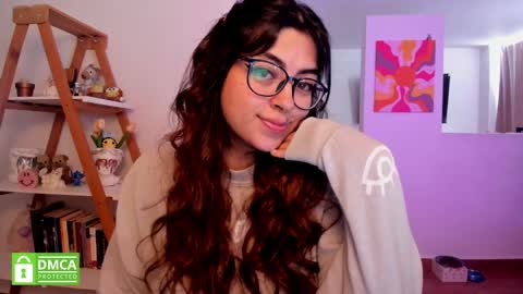 Sarah Ana Banana online show from May 26, 7:31 pm