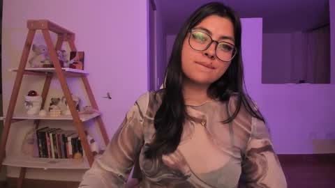 Snapshot of perfect__ana chatting on February 18, 8:27 am Sarah Ana Banana online show from February 18, 8:27 am