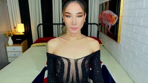 Snapshot of perfectstranger_ chatting on October 20, 1:21 am Chloe online show from October 20, 1:21 am
