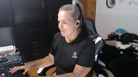 goloza online show from October 3, 4:10 am