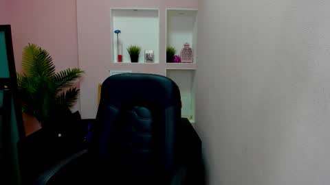 horror flying on the wings of the night.... online show from November 1, 10:25 am