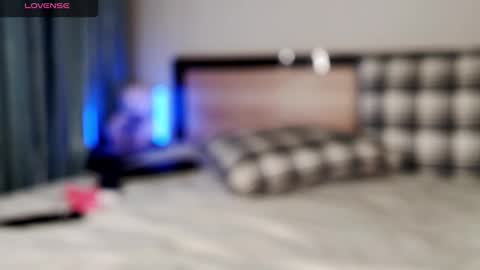 Julia  PVT IS OPEN -- LUSH IS ON online show from January 23, 11:37 am