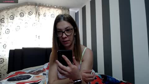 Snapshot of pervygirl69 chatting on February 25, 8:25 am Lisa - online show from February 25, 8:25 am