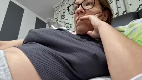 Snapshot of pervygirl69 chatting on February 22, 4:51 pm Lisa - online show from February 22, 4:51 pm