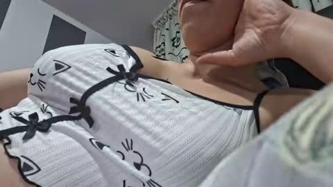 Snapshot of pervygirl69 chatting on February 19, 5:49 pm Lisa - online show from February 19, 5:49 pm