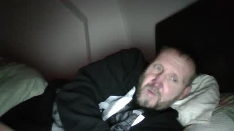 jelle online show from April 3, 3:52 pm