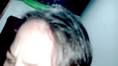 Snapshot of petiteivoryqueen chatting on October 8, 8:42 am danna online show from October 8, 8:42 am