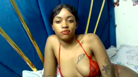 Arielle online show from December 8, 1:19 am