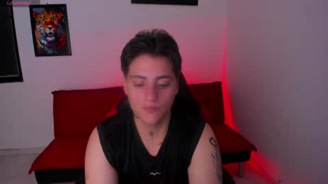 Snapshot of peytonbox chatting on September 10, 1:01 pm peytonbox online show from September 10, 1:01 pm
