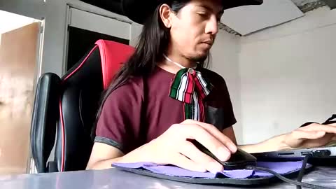 Snapshot of pharreishon chatting on September 16, 8:34 pm Pharreishon online show from September 16, 8:34 pm