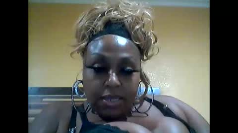 phattykakez29 online show from March 24, 6:08 am