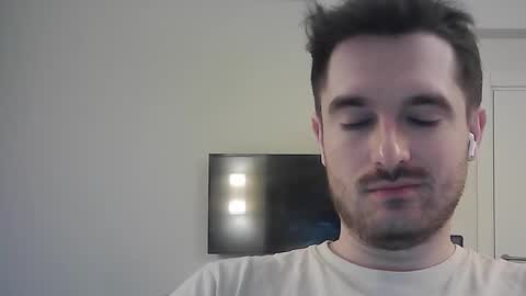 PhilipBorison online show from February 18, 4:48 am