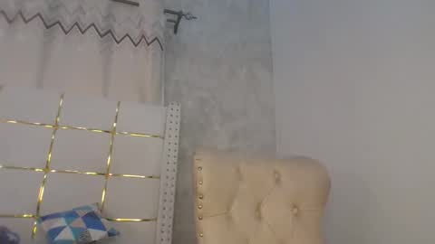 phoebe online show from February 6, 7:27 pm