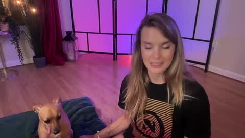 PHOENIX TAYLOR online show from March 8, 2:34 am