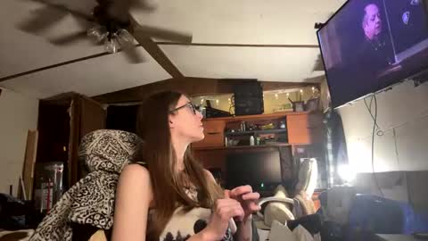 Phoenixscandy33 online show from February 19, 4:55 am