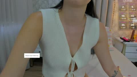    online show from April 17, 11:45 am