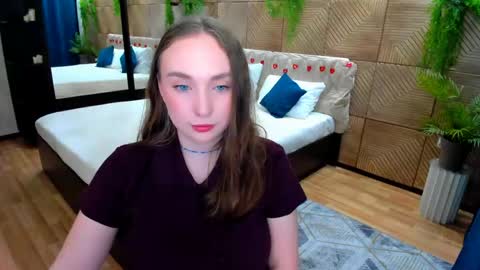 Emelie online show from May 14, 4:43 am