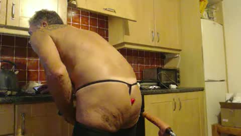 piercedcock069 online show from November 14, 7:54 am