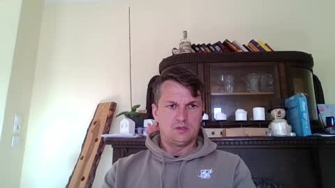 piercingsxxx online show from April 28, 7:12 am