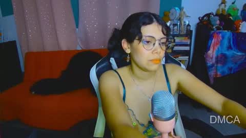 Andrea G online show from February 13, 5:00 am