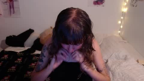 ill be back on monday 18th of november online show from February 4, 3:00 am