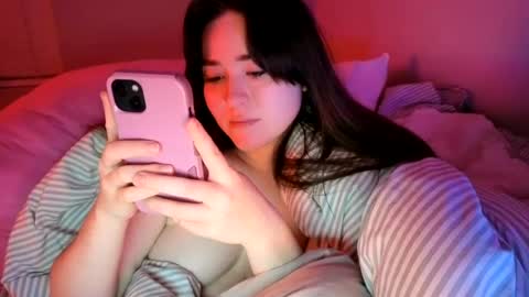 PilloGoddess online show from July 7, 7:23 am