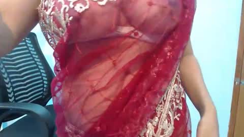 Snapshot of pilowprincess chatting on September 22, 6:34 pm Sayra online show from September 22, 6:34 pm