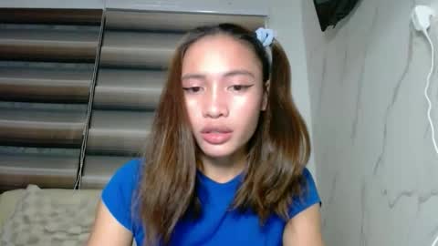 Snapshot of pinay_ak chatting on October 6, 2:13 pm pinay_ak online show from October 6, 2:13 pm