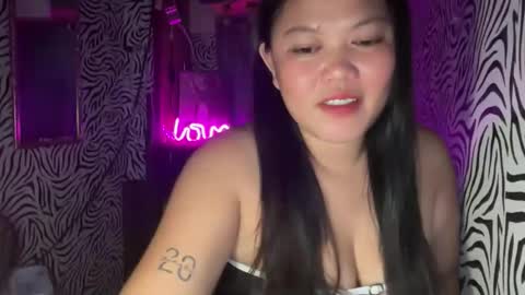 Hot Feb online show from January 17, 2:59 pm