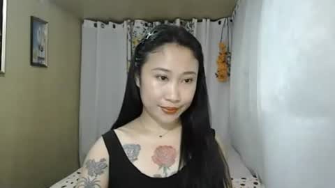 yumie  online show from April 28, 3:00 am