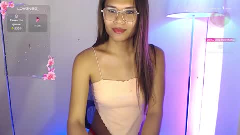 Roxy online show from November 27, 6:15 pm