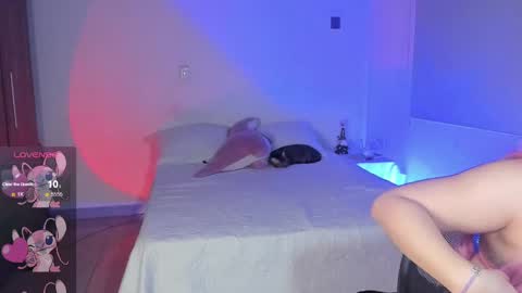 Emilly Santis online show from March 1, 2:04 am