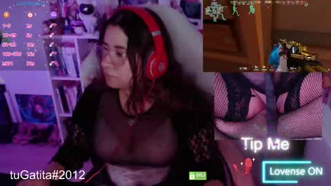 Snapshot of pink_girl0n chatting on October 16, 4:56 am Kitty online show from October 16, 4:56 am