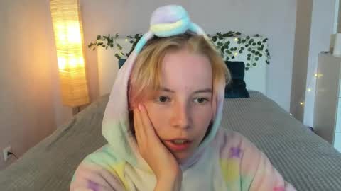 pink_lila18 online show from September 9, 8:14 am