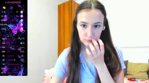pink_soda33 online show from July 27, 6:11 am