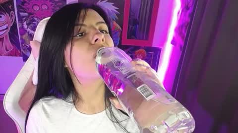 pink_yuii online show from February 27, 12:03 am