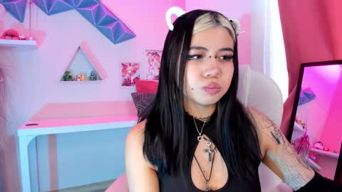 PINKK online show from October 29, 3:03 pm